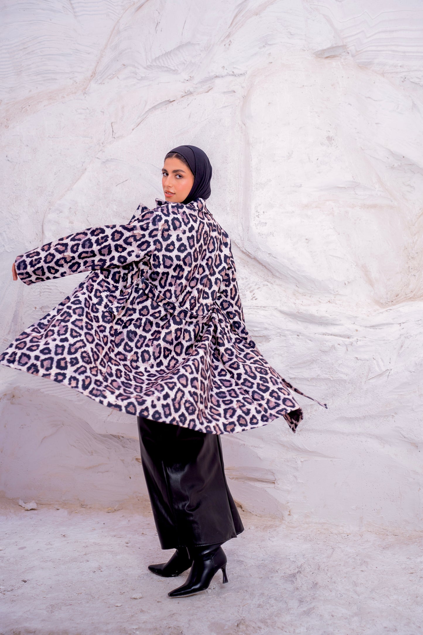LEOPARD COAT
